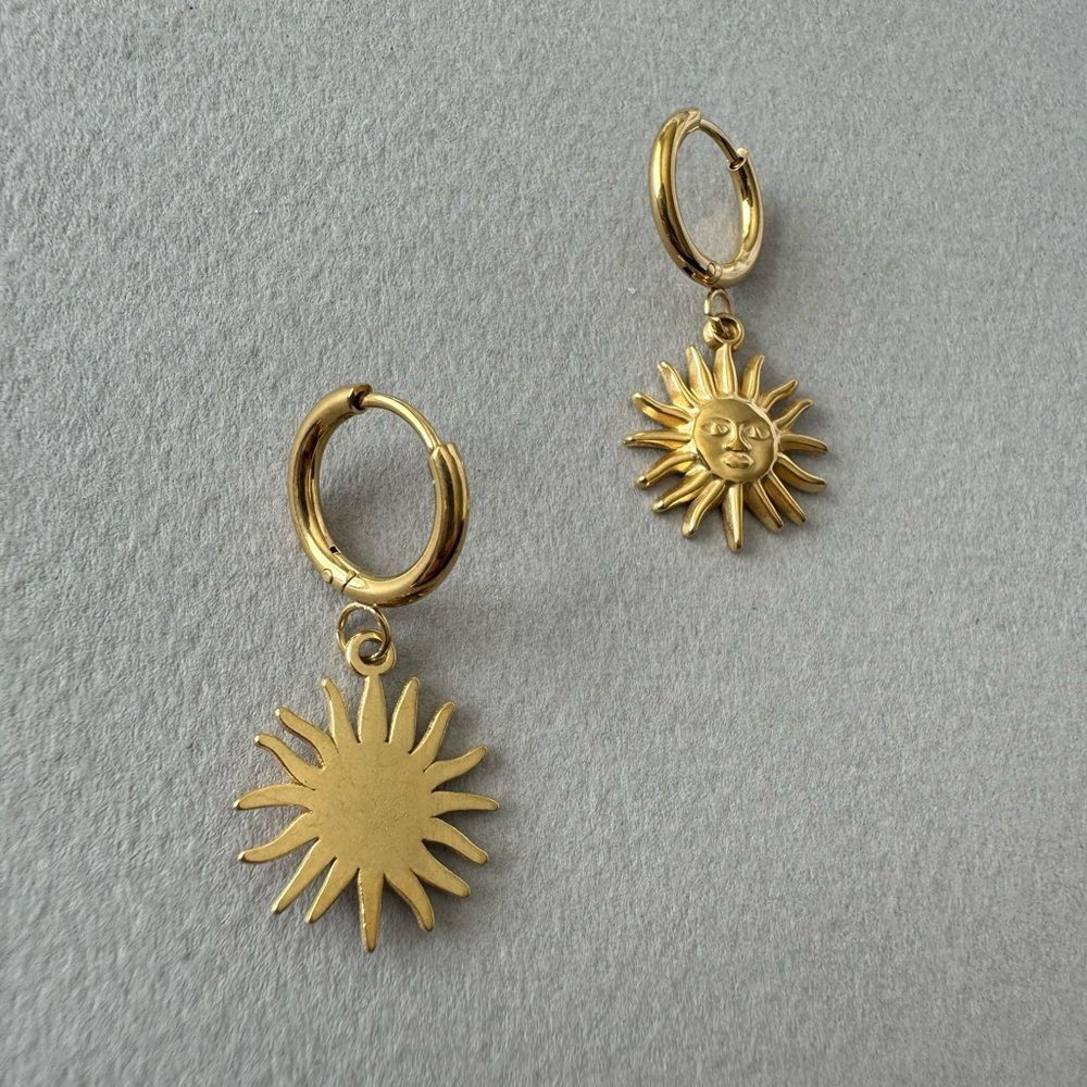 sun hoop earrings A714 - Picture 5 of 5